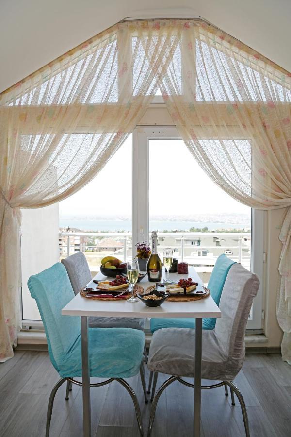 Memory Suites Бююкчекмедже Экстерьер фото